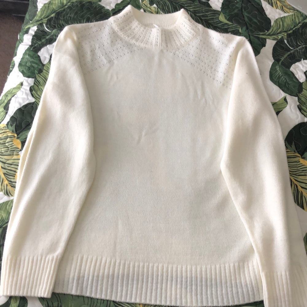 Juicy Couture White Sweater